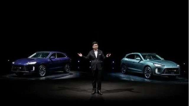 剛訂車(chē)就成絕版 華為汽車(chē)業(yè)務(wù)為何一再不順？
